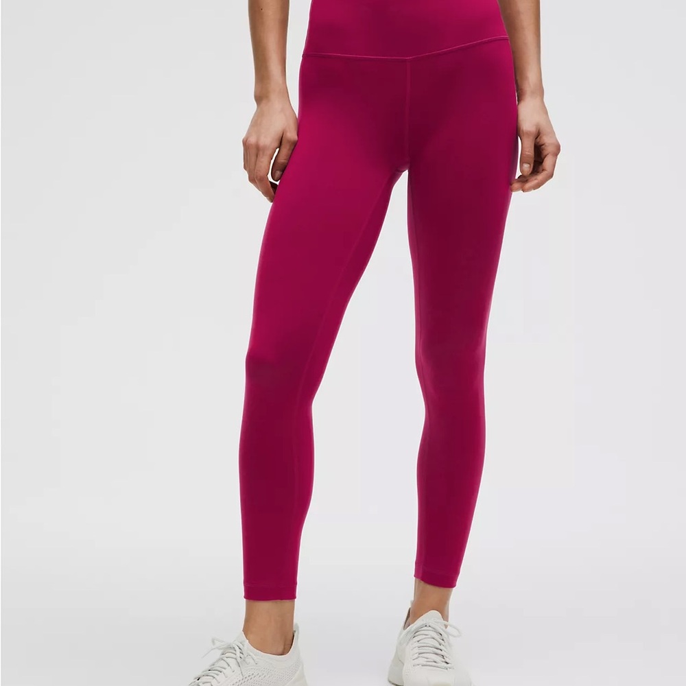 LULULEMON ATHLETICA Wunder Train High-Rise Tight 28"	in Pomegranate - Like New
